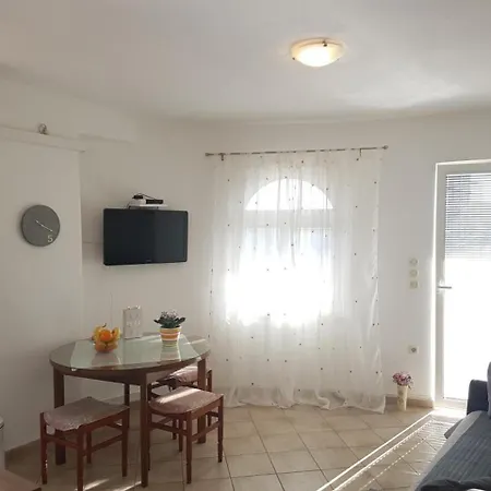 Apartment Matea - Studio With Terrace And Sea View